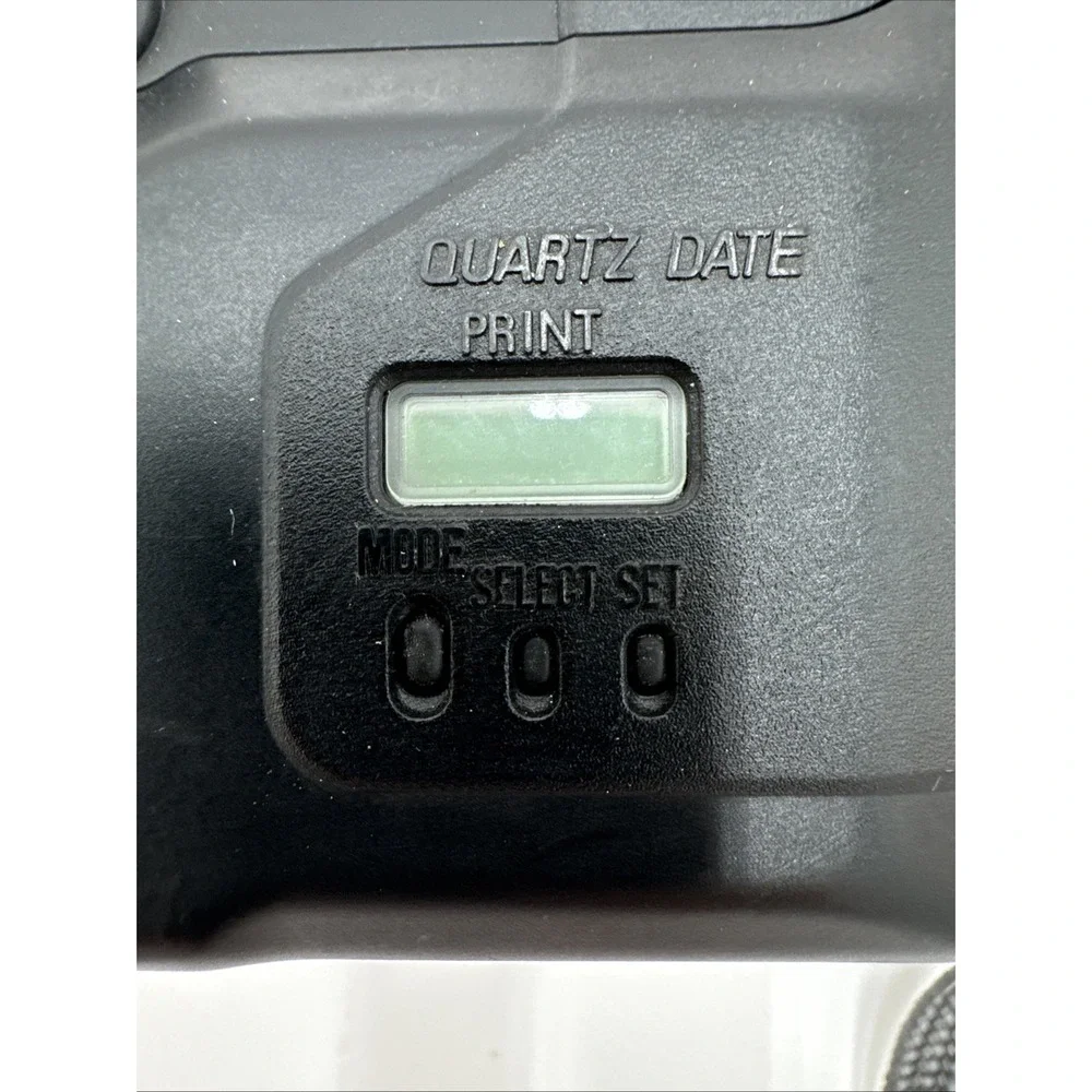 Nikon One Touch Zoom 90 AF Quartz Date 35mm Film Camera 38-90mm NOT TESTED